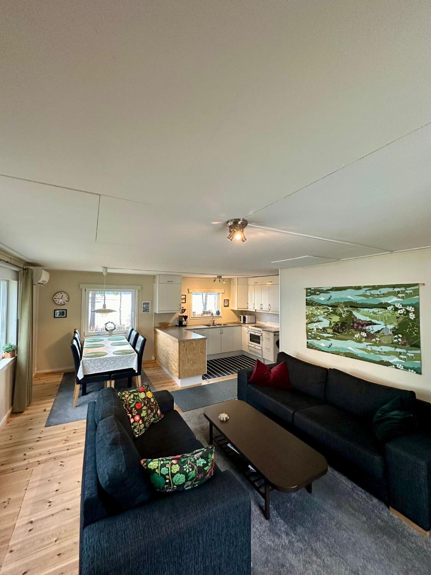 فيلا Camp Caroli Family House Jukkasjärvi المظهر الخارجي الصورة