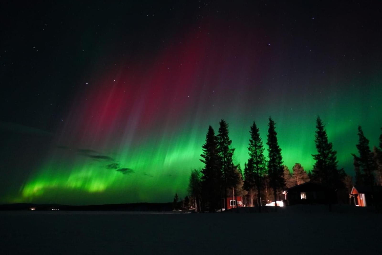 فيلا Camp Caroli Family House Jukkasjärvi المظهر الخارجي الصورة